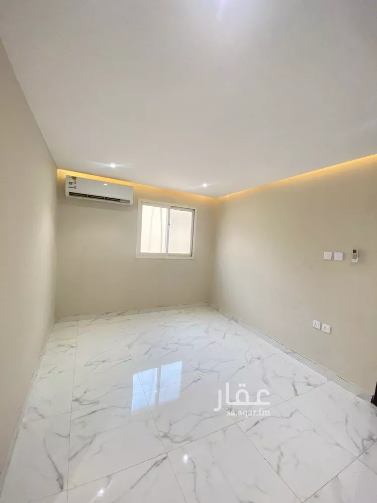 شقة للإيجار في شارع حارثة بن عدي, حي الوزارات, مدينة الرياض, منطقة الرياض 8