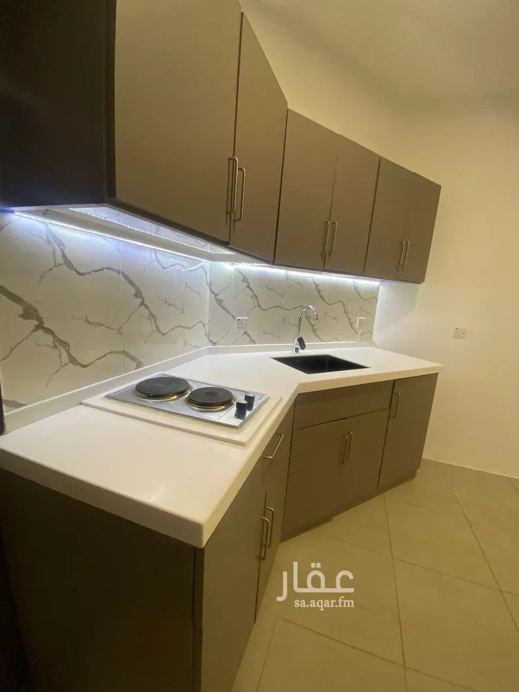 شقة للإيجار في شارع أبي ذر الغفاري, حي الربوة, مدينة الرياض, منطقة الرياض 6