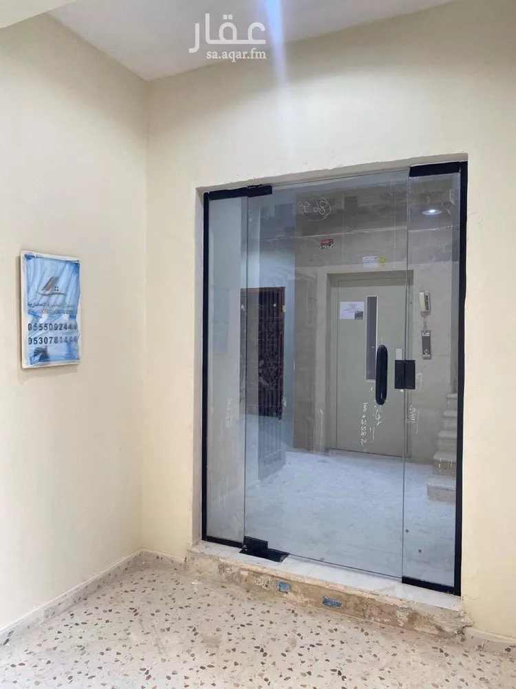 شقة للإيجار في شارع زيد البغدادي, حي الوزارات, مدينة الرياض, منطقة الرياض صورة 3
