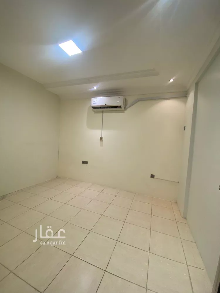 شقة للإيجار في شارع حسين الجزيري, حي المصيف, مدينة الرياض, منطقة الرياض