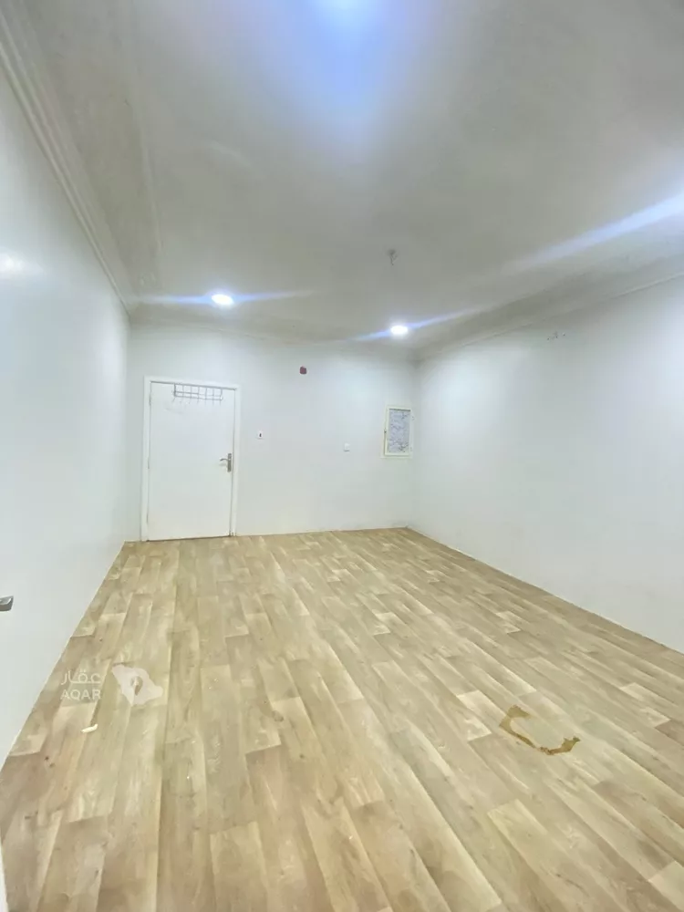 Floor for Rent in Riyadh An Nuzhah 5
