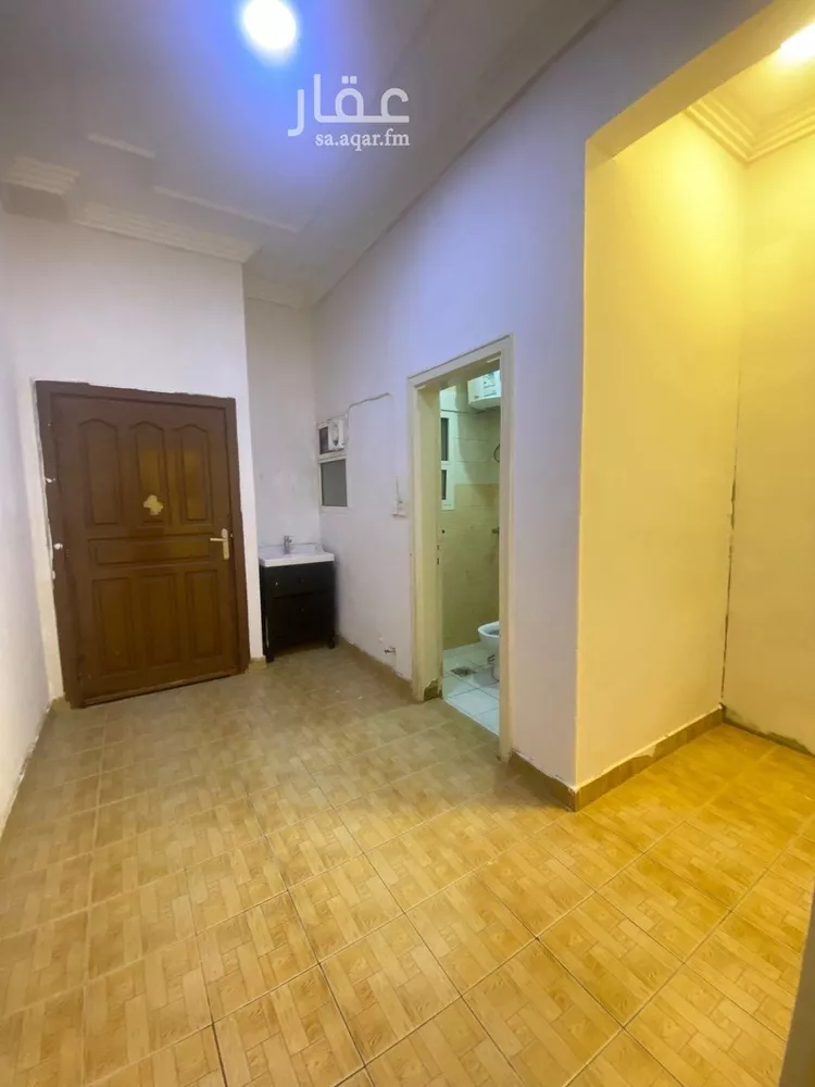 شقة للإيجار في شارع جرير بن عبدالله البجلي, حي مغرزات, مدينة الرياض, منطقة الرياض صورة 2