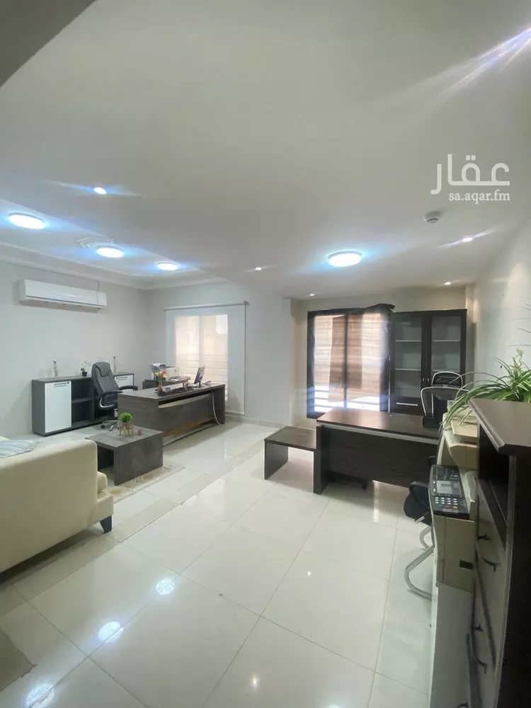 مكتب تجاري للإيجار في شارع إدريس بن عثمان, حي المصيف, مدينة الرياض, منطقة الرياض 6