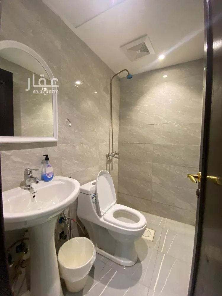 شقة للإيجار في شارع خالد بن الوليد الفرعي, حي الشهداء, مدينة الرياض, منطقة الرياض صورة 2