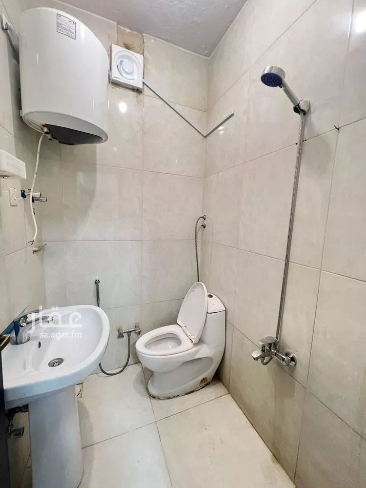 شقة للإيجار في شارع أبي ذر الغفاري, حي الربوة, مدينة الرياض, منطقة الرياض صورة 2