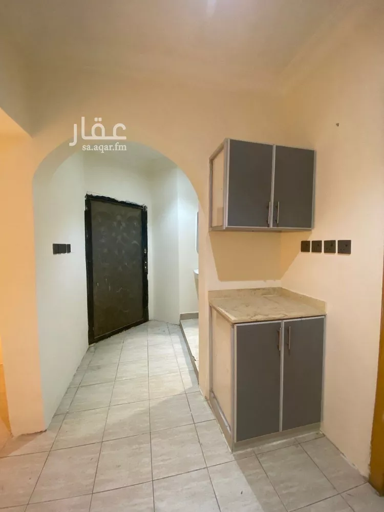 شقة للإيجار في شارع جرير بن عبدالله البجلي, حي مغرزات, مدينة الرياض, منطقة الرياض صورة 3