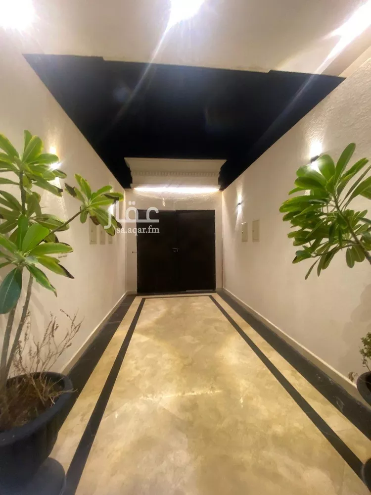 فيلا للإيجار في شارع عبدالعزيز الخويطر, حي القيروان, مدينة الرياض, منطقة الرياض صورة 3