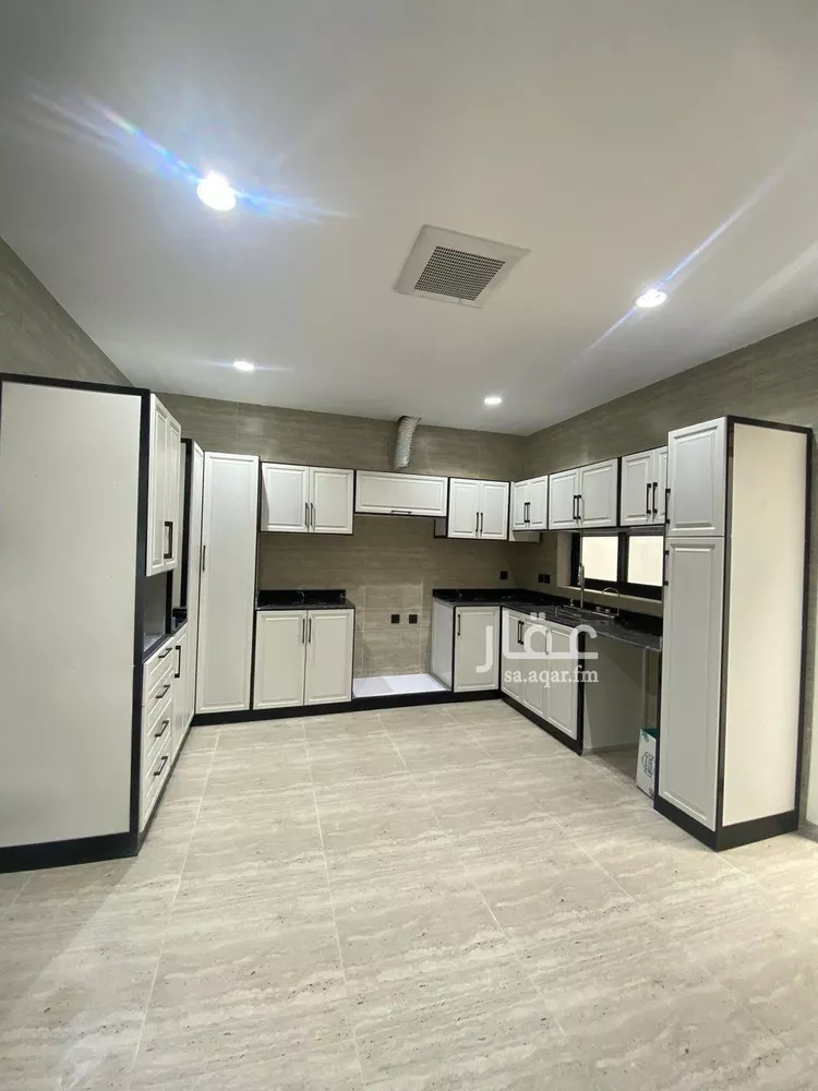 فيلا للإيجار في شارع الفضل الصيدلاني, حي المصيف, مدينة الرياض, منطقة الرياض صورة 2