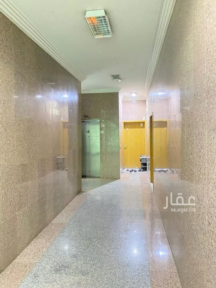 شقة للإيجار في شارع حارثه بن عدي, حي الوزارات, مدينة الرياض, منطقة الرياض صورة 3