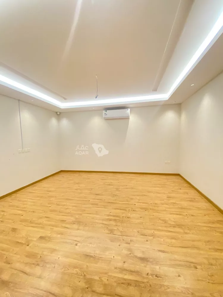 فيلا للإيجار في شارع الباب, حي التعاون, مدينة الرياض, منطقة الرياض 18