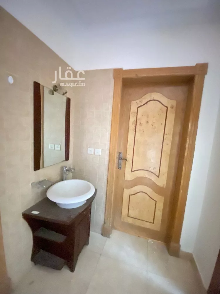 فيلا للإيجار في شارع رقم 300, حي الياسمين, مدينة الرياض, منطقة الرياض صورة 5