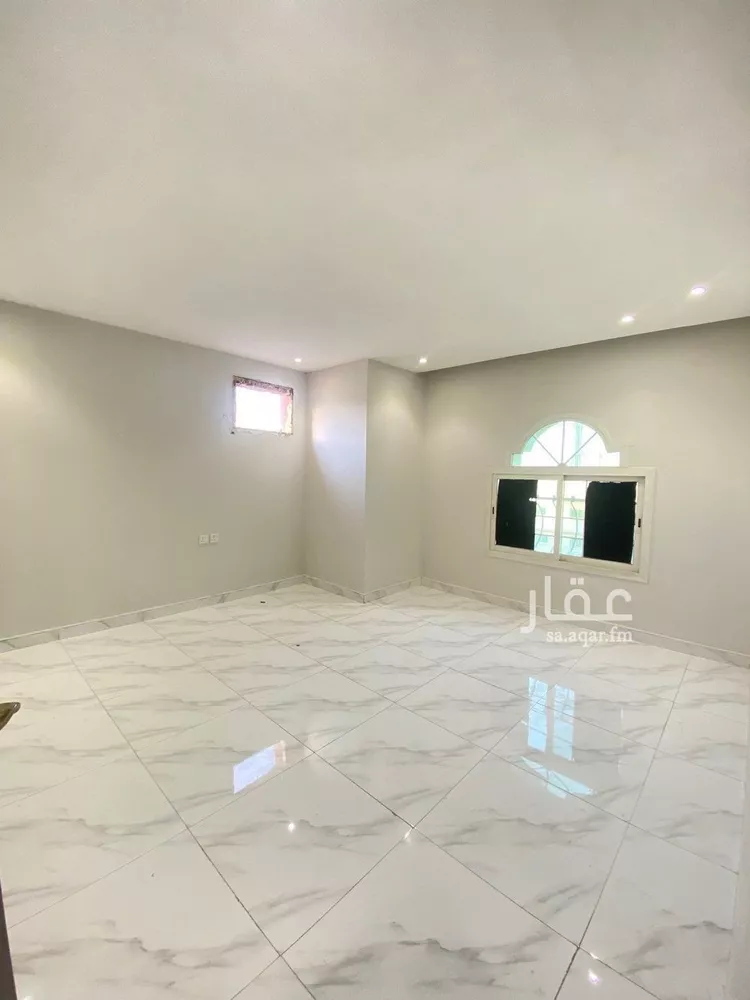 شقة للإيجار في شارع جرير بن عبدالله البجلي, حي مغرزات, مدينة الرياض, منطقة الرياض صورة 3