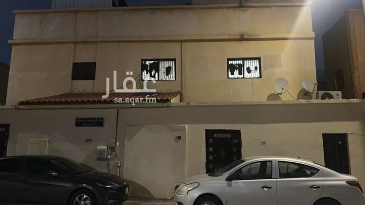 فيلا للبيع في شارع أبي يوسف بن مبارك, حي الربوة, مدينة الرياض, منطقة الرياض صورة 2