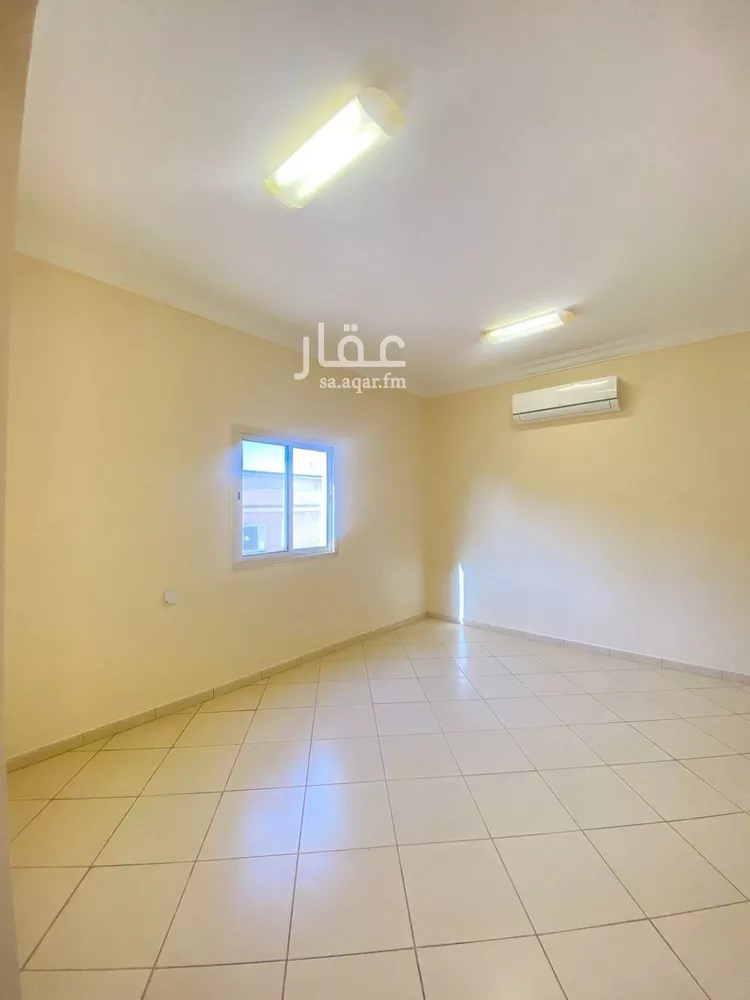 شقة للإيجار في شارع حارثة بن عدي, حي الوزارات, مدينة الرياض, منطقة الرياض صورة 4