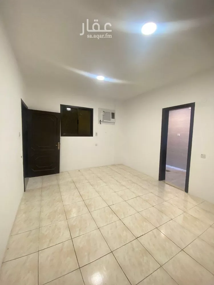 شقة للإيجار في شارع أبي ذر الغفاري, حي الربوة, مدينة الرياض, منطقة الرياض 8