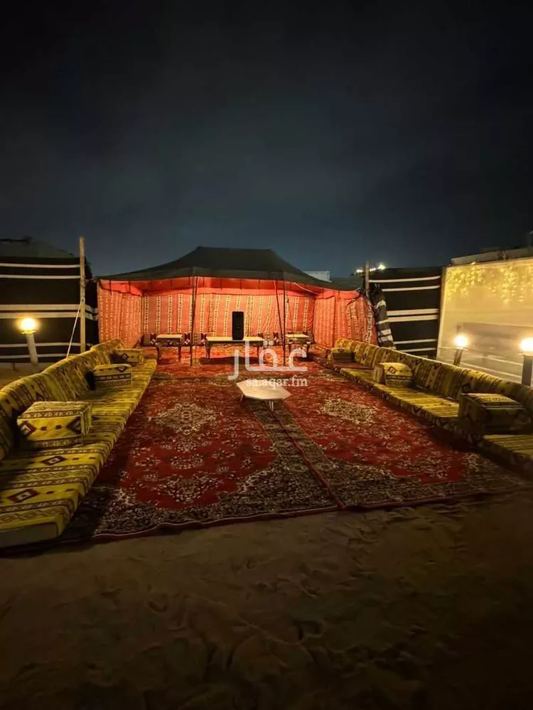 مخيم للحجز في شارع اسماعيل القاضي ، حي القوس ، جدة ، جدة صورة 5