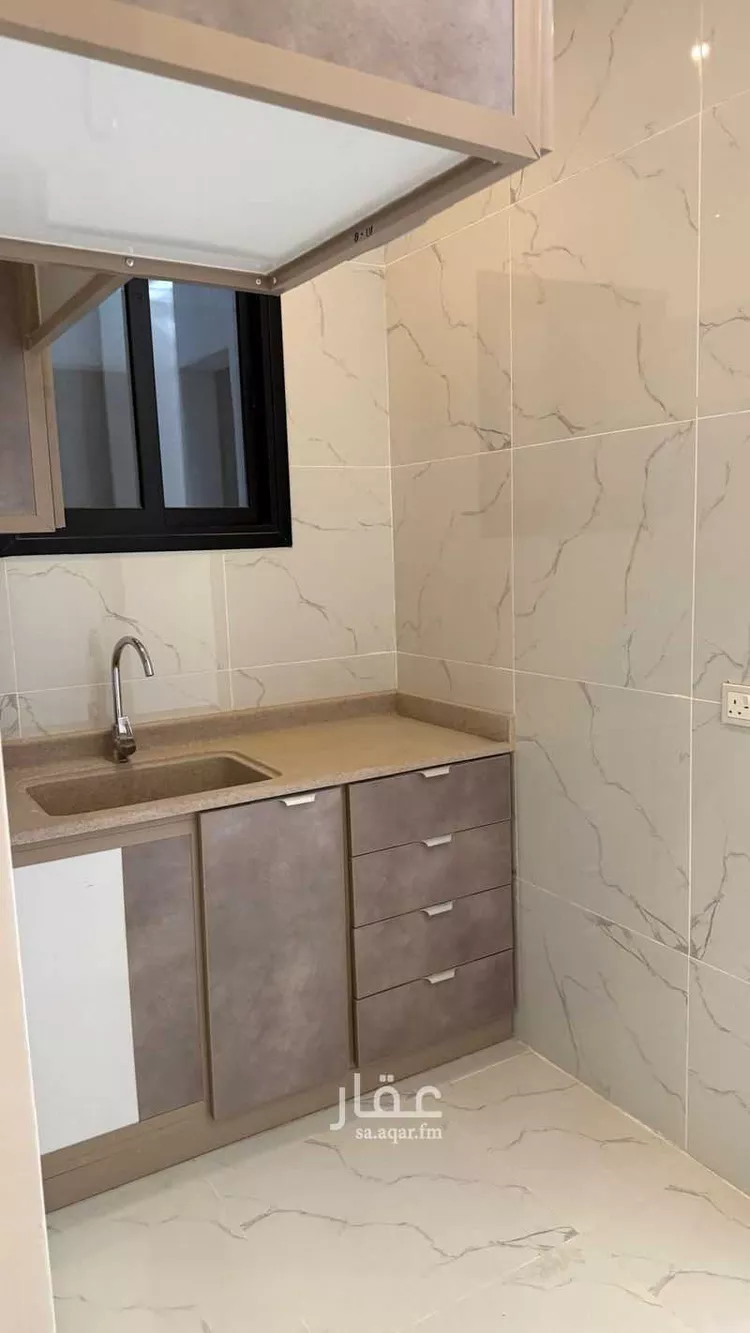 عمارة للإيجار في شارع ربيعة بن السكن, حي الشراع, مدينة الخبر, المنطقة الشرقية صورة 2