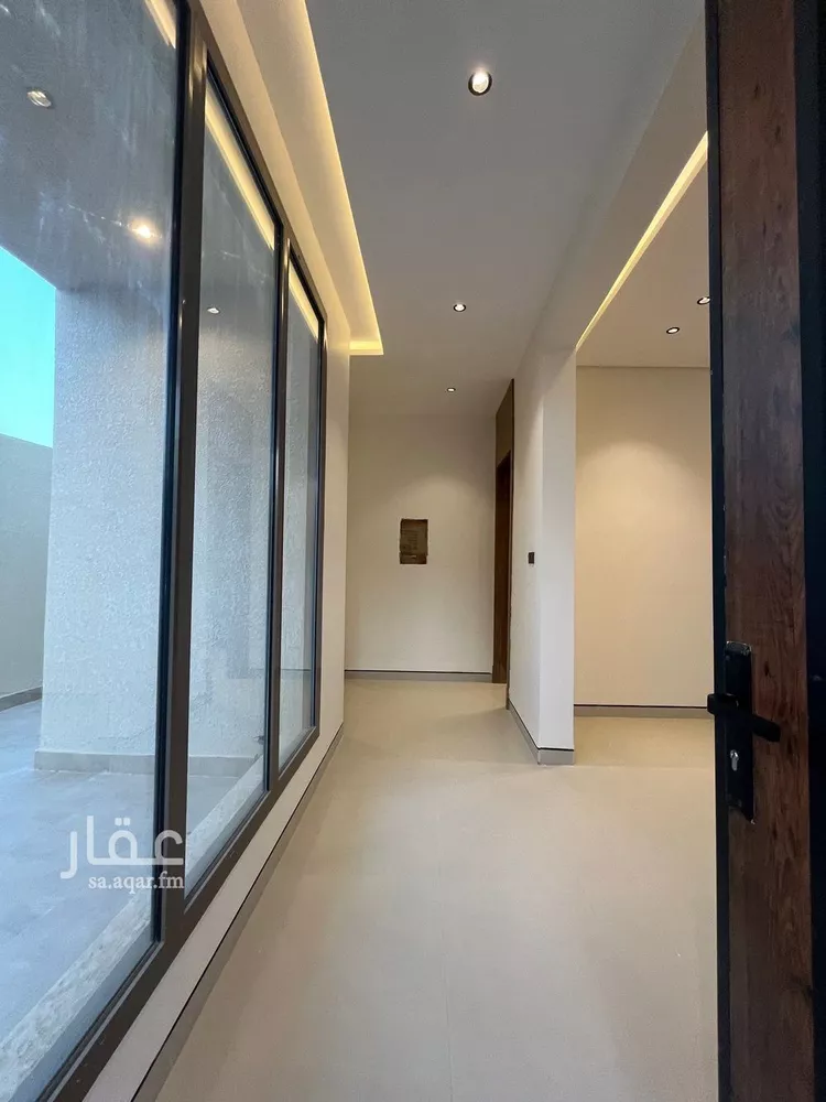 فيلا للبيع في شارع السيل الكبير, حي المهدية, مدينة الرياض, منطقة الرياض صورة 4