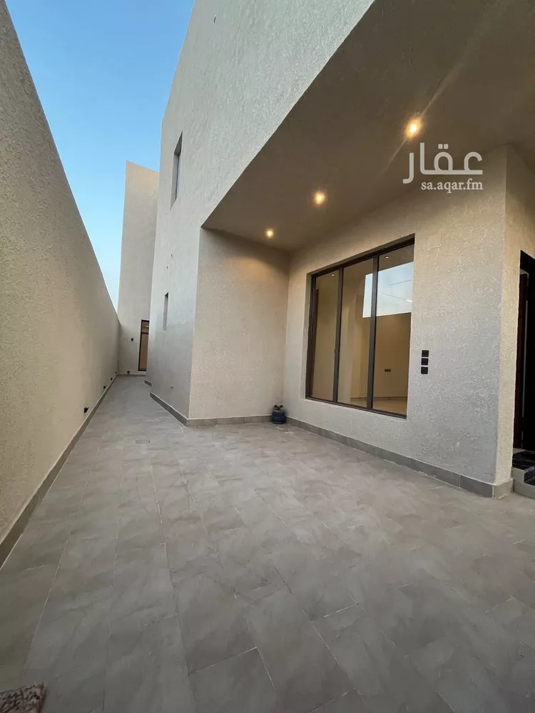 فيلا للبيع في شارع السيل الكبير, حي المهدية, مدينة الرياض, منطقة الرياض صورة 5