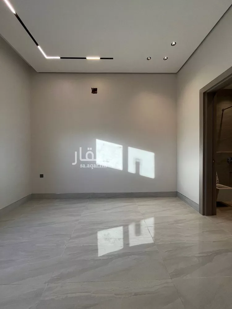 فيلا للبيع في شارع علي الجمال, حي المهدية, مدينة الرياض, منطقة الرياض صورة 3