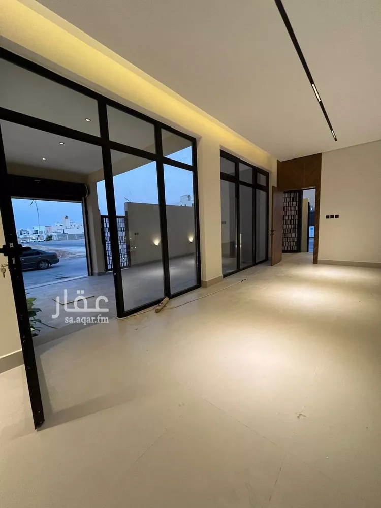 فيلا للبيع في شارع السيل الكبير, حي المهدية, مدينة الرياض, منطقة الرياض صورة 4