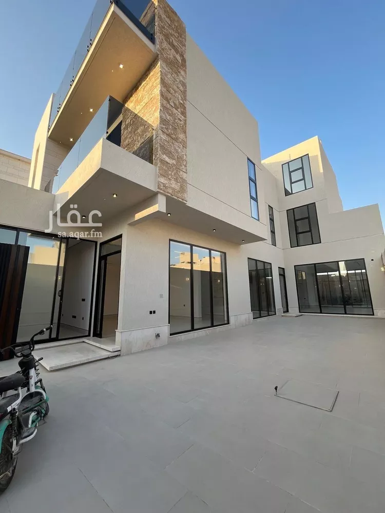 فيلا للبيع في شارع قطب الدين بن السلطان, حي المهدية, مدينة الرياض, منطقة الرياض