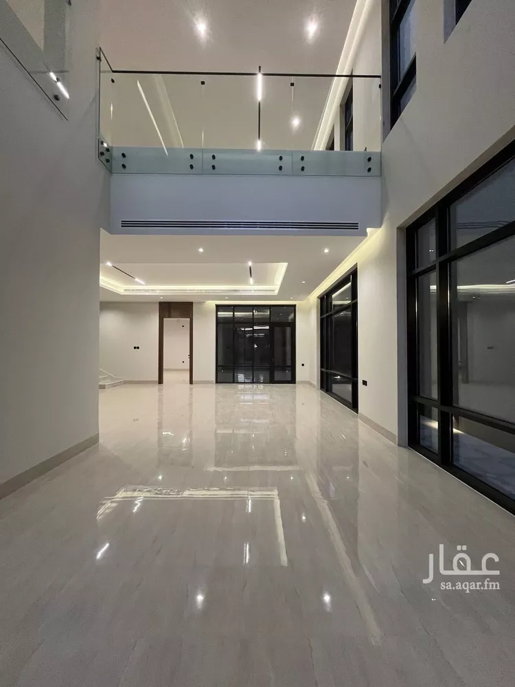 فيلا للبيع في شارع أبي الشيخ الأصبهاني, حي المهدية, مدينة الرياض, منطقة الرياض صورة 4