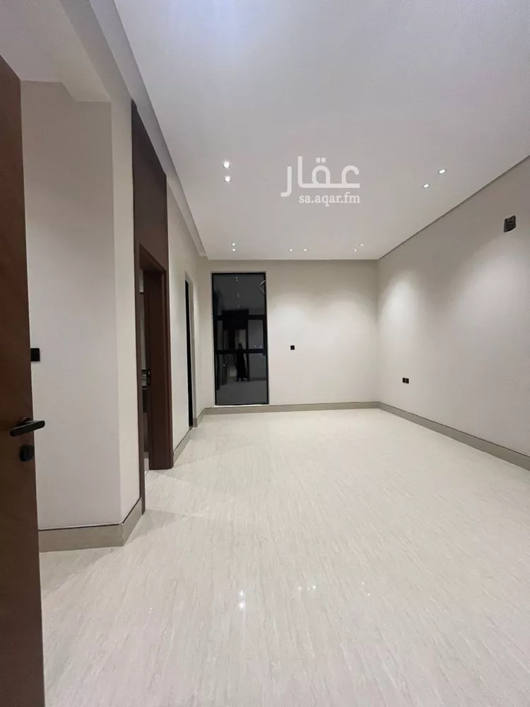 فيلا للبيع في شارع السيل الكبير, حي المهدية, مدينة الرياض, منطقة الرياض صورة 4