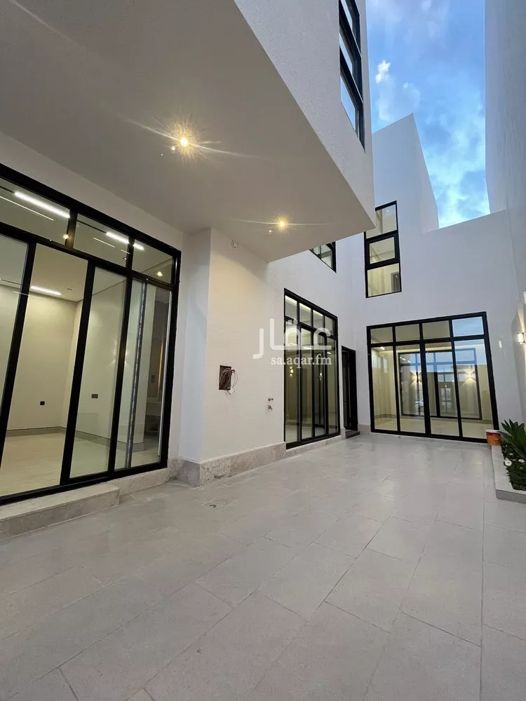 فيلا للبيع في شارع السيل الكبير, حي المهدية, مدينة الرياض, منطقة الرياض صورة 5