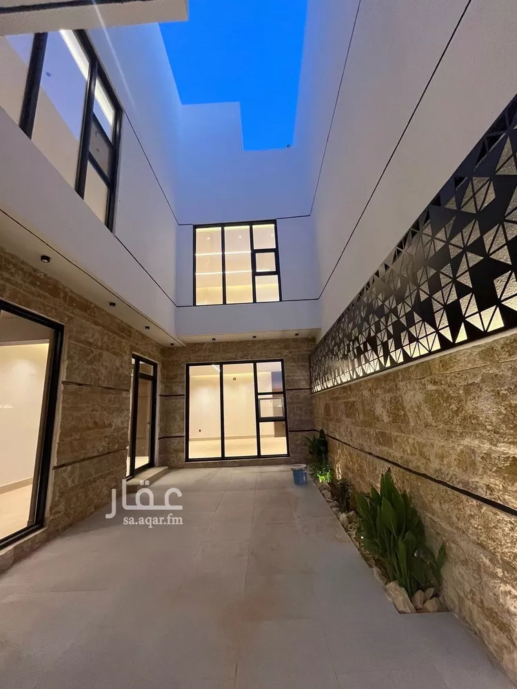 فيلا للبيع في شارع أبي الفضل العليمي, حي المهدية, مدينة الرياض, منطقة الرياض صورة 3