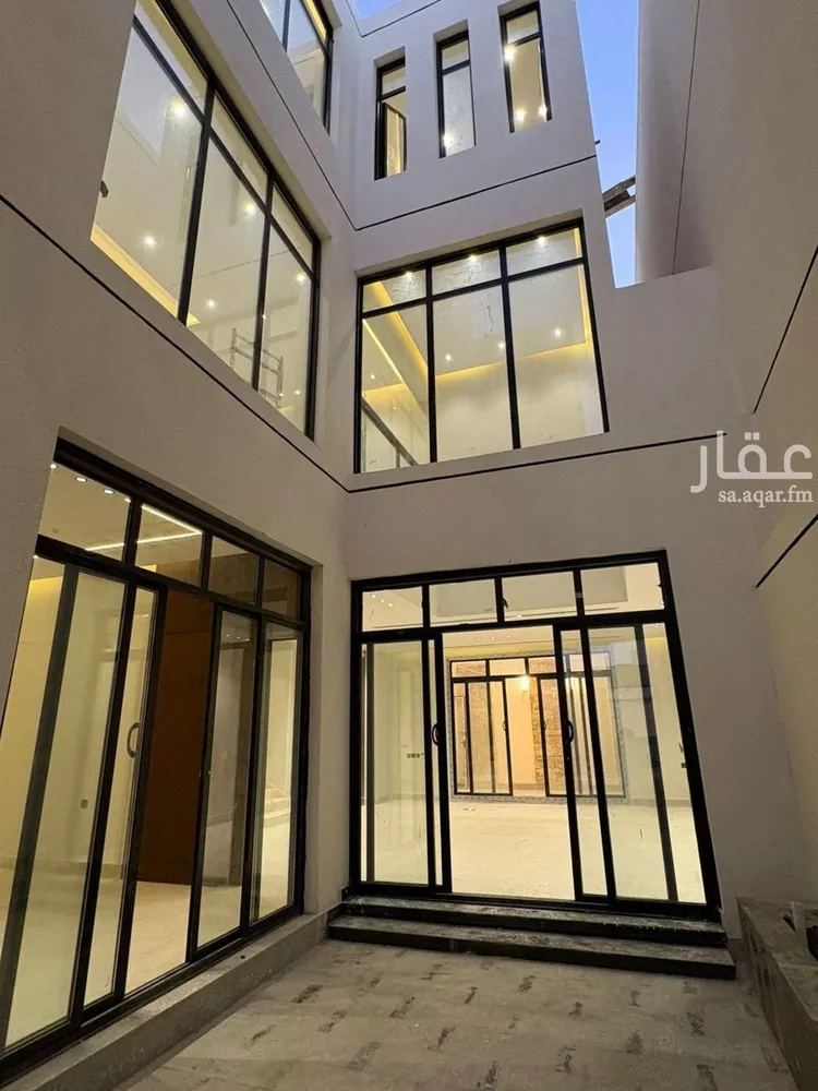 فيلا للبيع في شارع علي الجمال, حي المهدية, مدينة الرياض, منطقة الرياض صورة 3