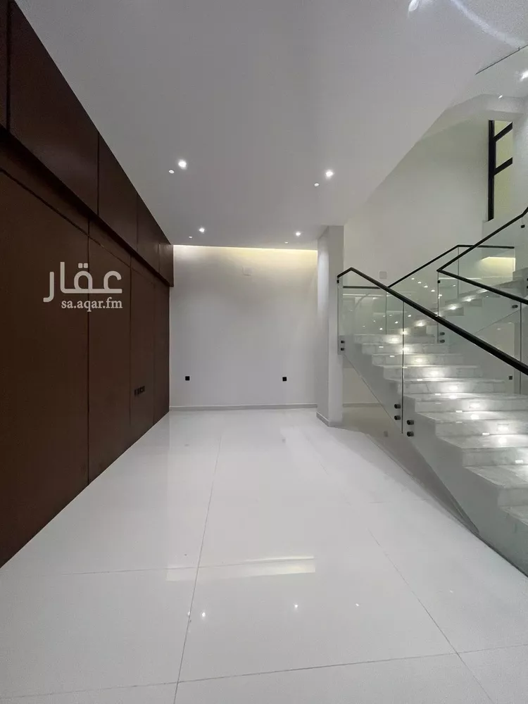 فيلا للبيع في شارع السيل الكبير, حي المهدية, مدينة الرياض, منطقة الرياض صورة 5