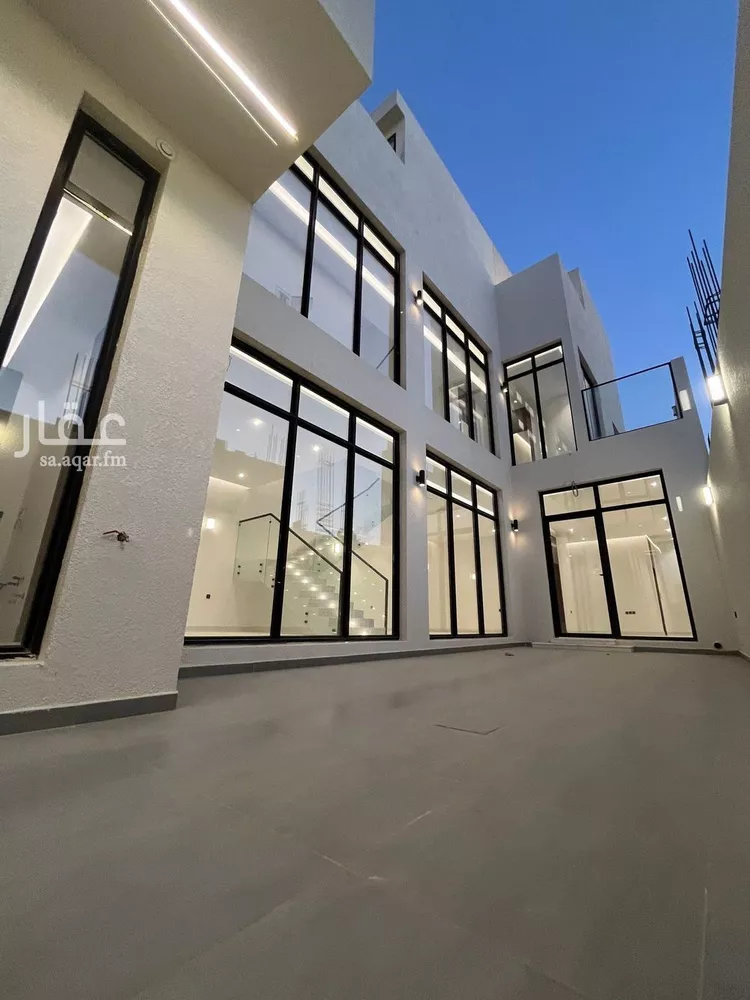 فيلا للبيع في شارع قطب الدين بن السلطان, حي المهدية, مدينة الرياض, منطقة الرياض صورة 3