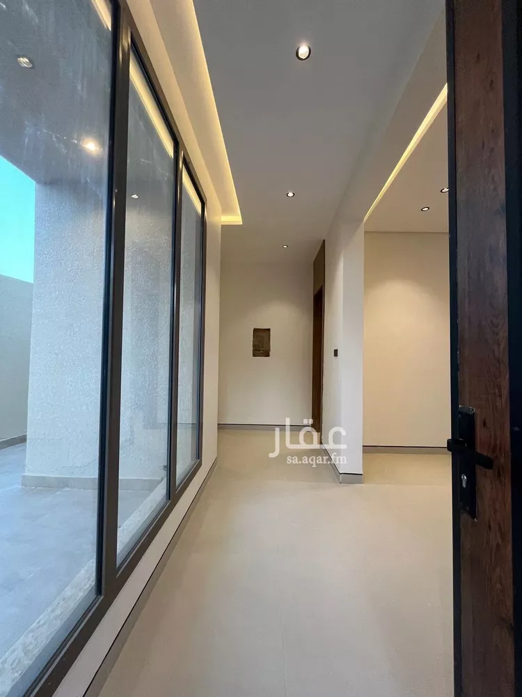 فيلا للبيع في شارع السيل الكبير, حي المهدية, مدينة الرياض, منطقة الرياض صورة 4