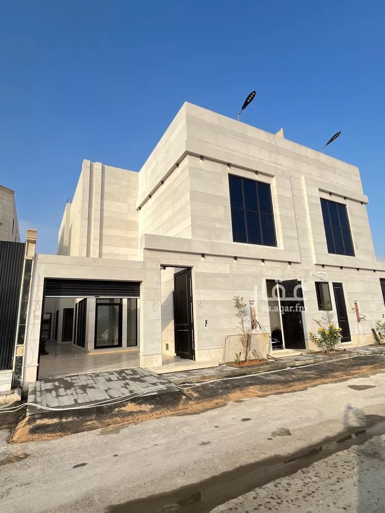 فيلا للبيع في شارع أبي الشيخ الأصبهاني, حي المهدية, مدينة الرياض, منطقة الرياض صورة 2