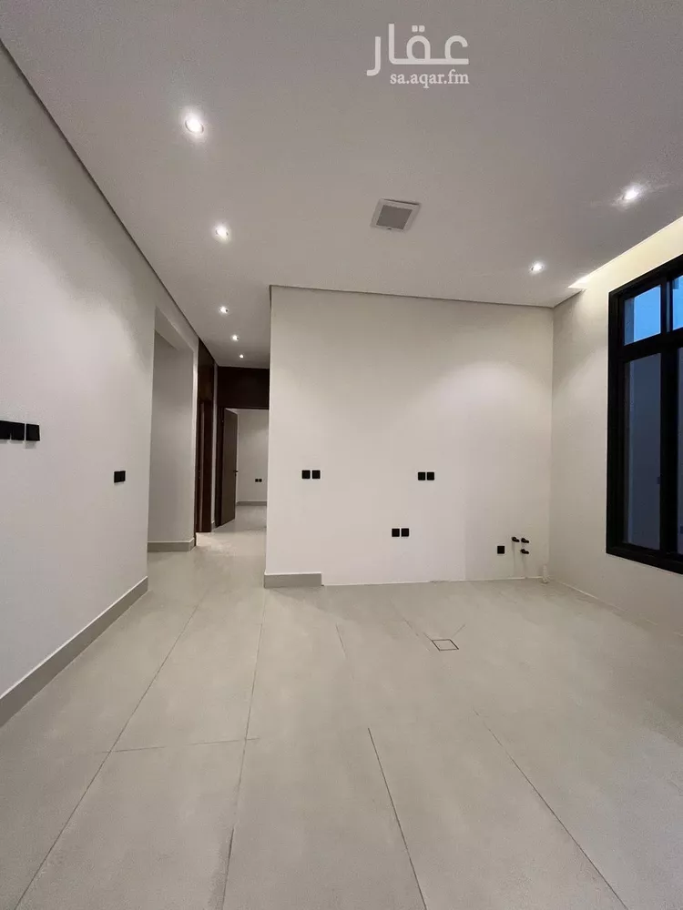 شقة للبيع في شارع عبداللطيف بن المبارك, حي المهدية, مدينة الرياض, منطقة الرياض صورة 2