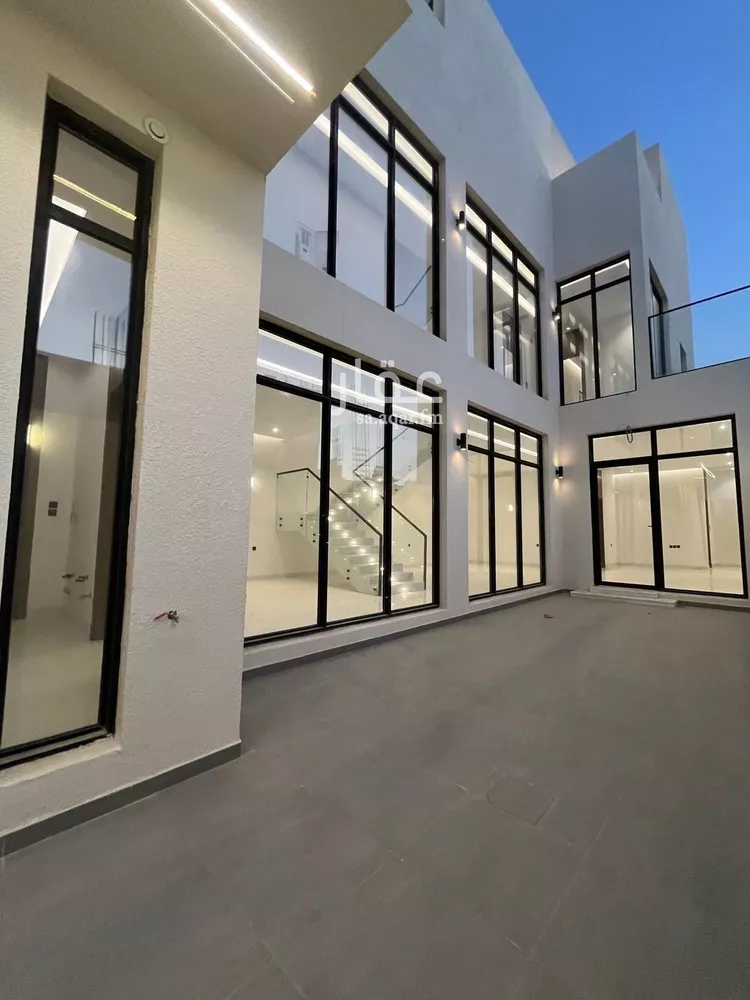 فيلا للبيع في شارع قطب الدين بن السلطان, حي المهدية, مدينة الرياض, منطقة الرياض صورة 5