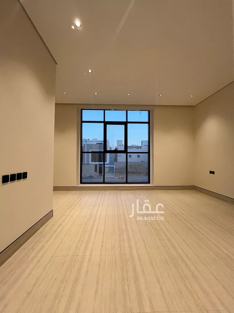 فيلا للبيع في شارع قطب الدين بن السلطان, حي المهدية, مدينة الرياض, منطقة الرياض صورة 5