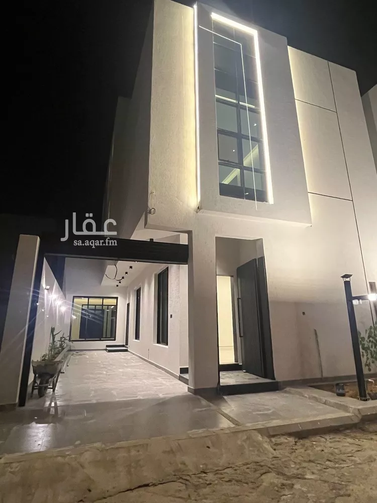 فيلا للبيع في شارع قطب الدين بن السلطان, حي المهدية, مدينة الرياض, منطقة الرياض