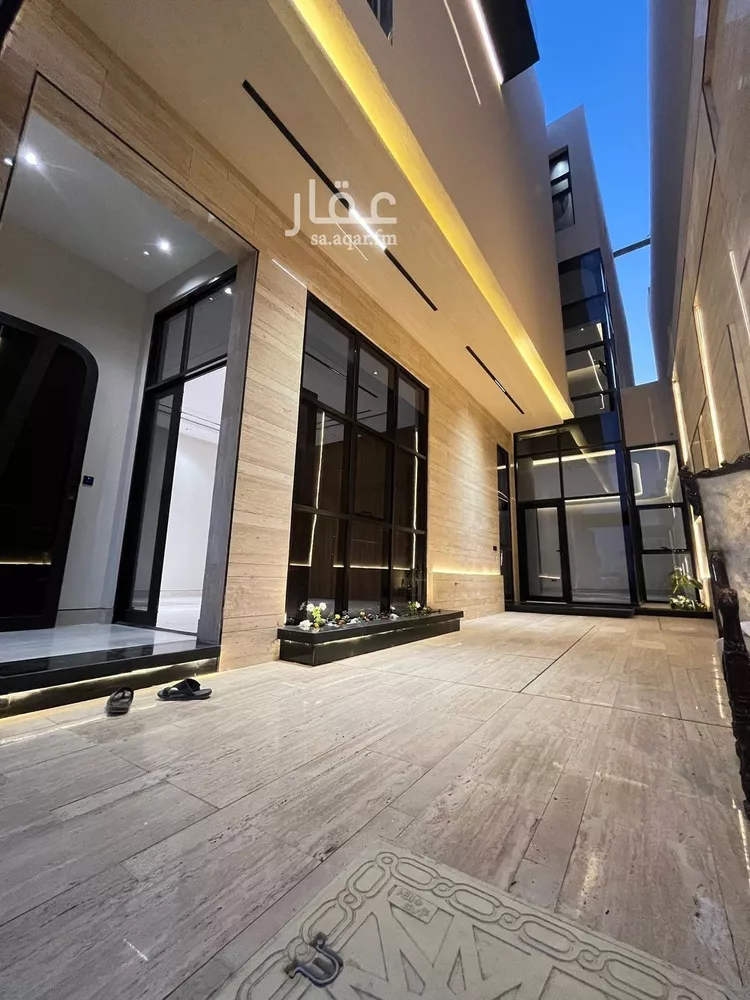فيلا للبيع في شارع قطب الدين بن السلطان, حي المهدية, مدينة الرياض, منطقة الرياض صورة 5