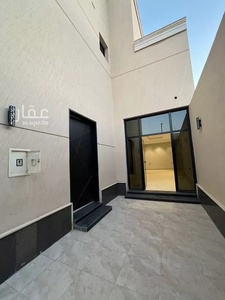 فيلا للبيع في شارع أبي الفضل العليمي, حي المهدية, مدينة الرياض, منطقة الرياض صورة 2