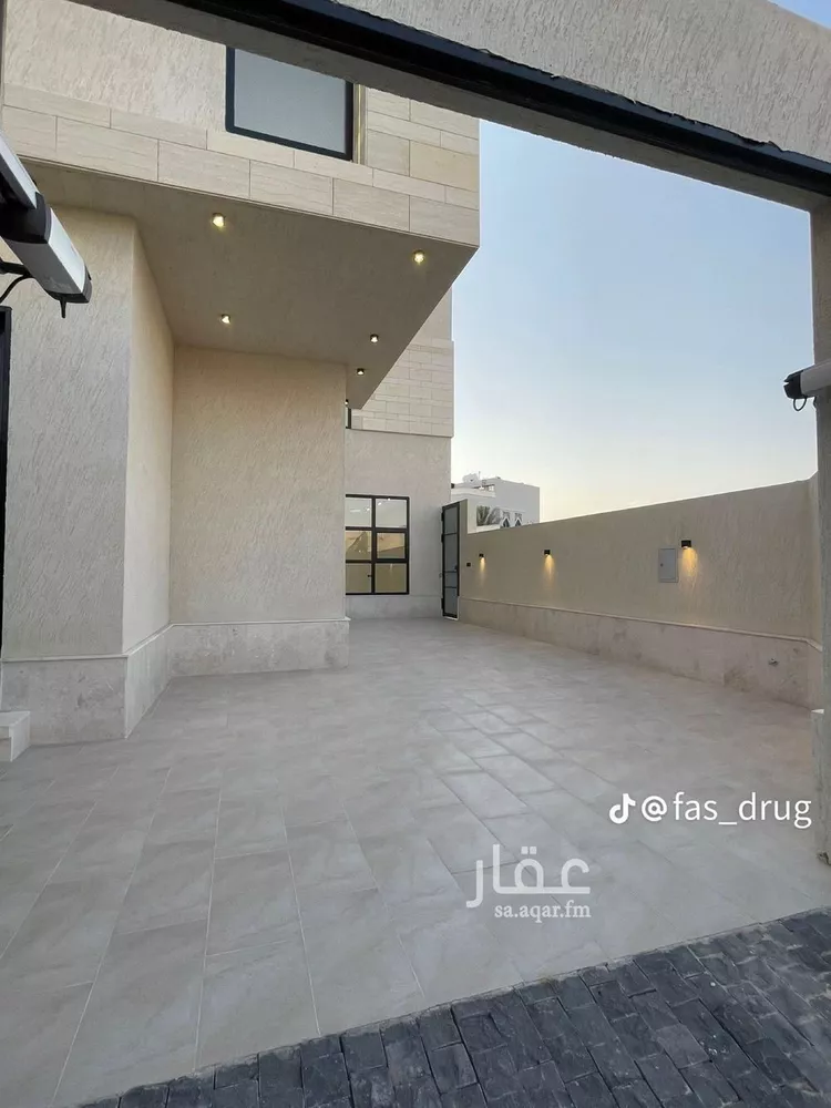 فيلا للبيع في شارع السيل الكبير, حي المهدية, مدينة الرياض, منطقة الرياض صورة 4