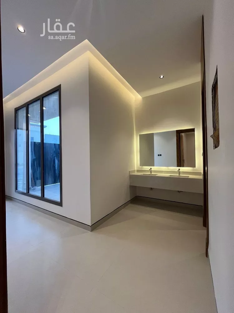 فيلا للبيع في شارع السيل الكبير, حي المهدية, مدينة الرياض, منطقة الرياض صورة 3