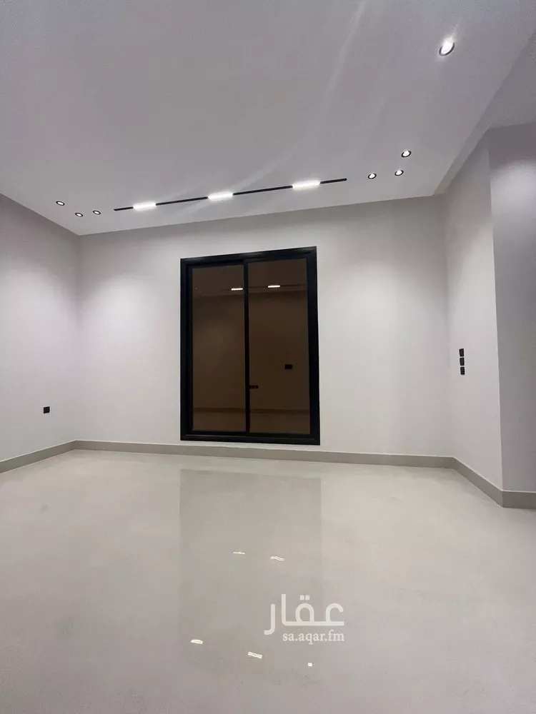 فيلا للبيع في شارع السيل الكبير, حي المهدية, مدينة الرياض, منطقة الرياض صورة 3