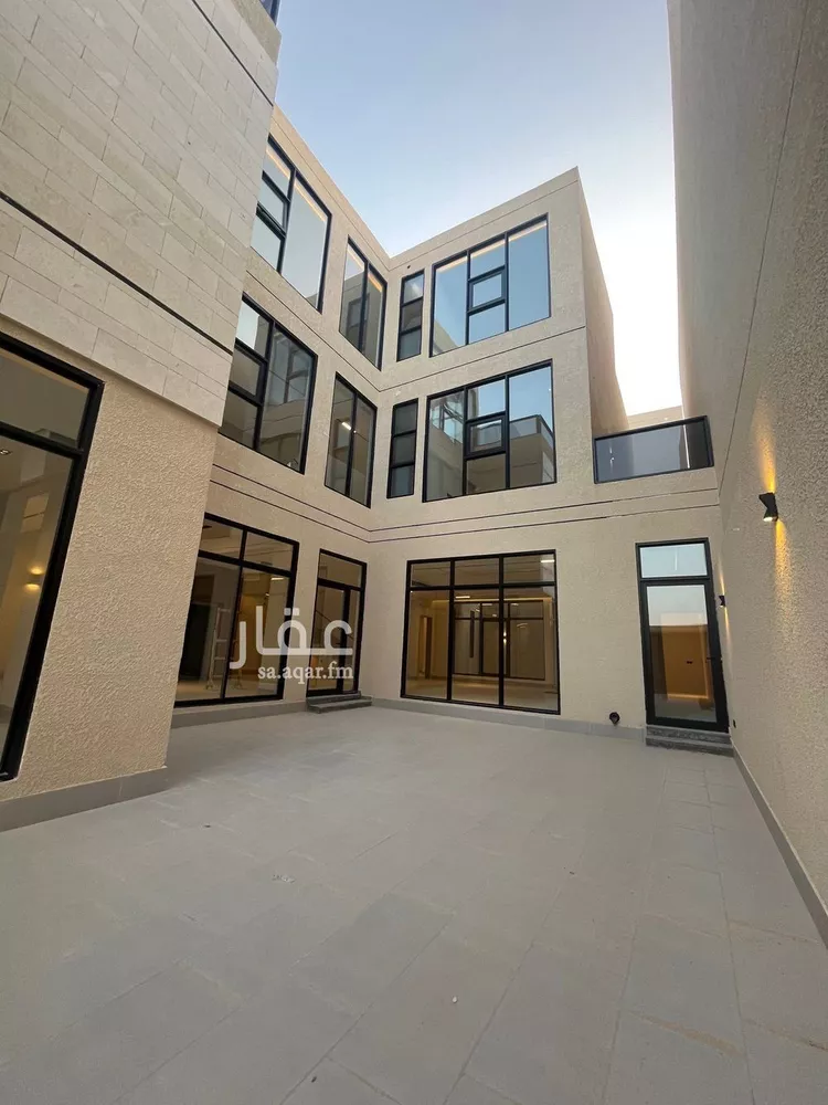 فيلا للبيع في شارع السيل الكبير, حي المهدية, مدينة الرياض, منطقة الرياض صورة 4