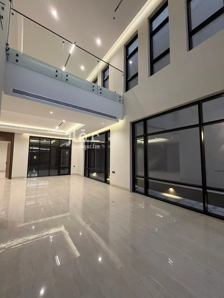 فيلا للبيع في شارع أبي الشيخ الأصبهاني, حي المهدية, مدينة الرياض, منطقة الرياض صورة 5