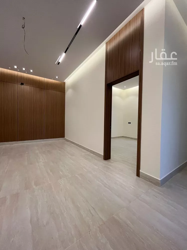 فيلا للبيع في شارع السيل الكبير, حي المهدية, مدينة الرياض, منطقة الرياض صورة 2