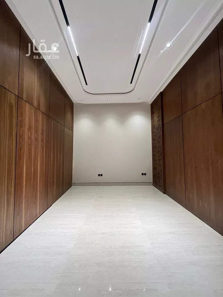 فيلا للبيع في شارع السيل الكبير, حي المهدية, مدينة الرياض, منطقة الرياض صورة 3