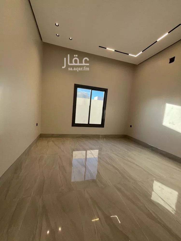 فيلا للبيع في شارع أبي العباس الصقلي, حي المهدية, مدينة الرياض, منطقة الرياض صورة 2