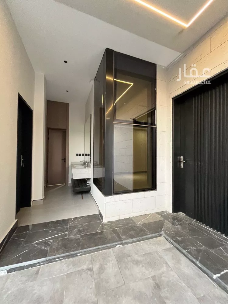 فيلا للبيع في شارع السيل الكبير, حي المهدية, مدينة الرياض, منطقة الرياض صورة 5